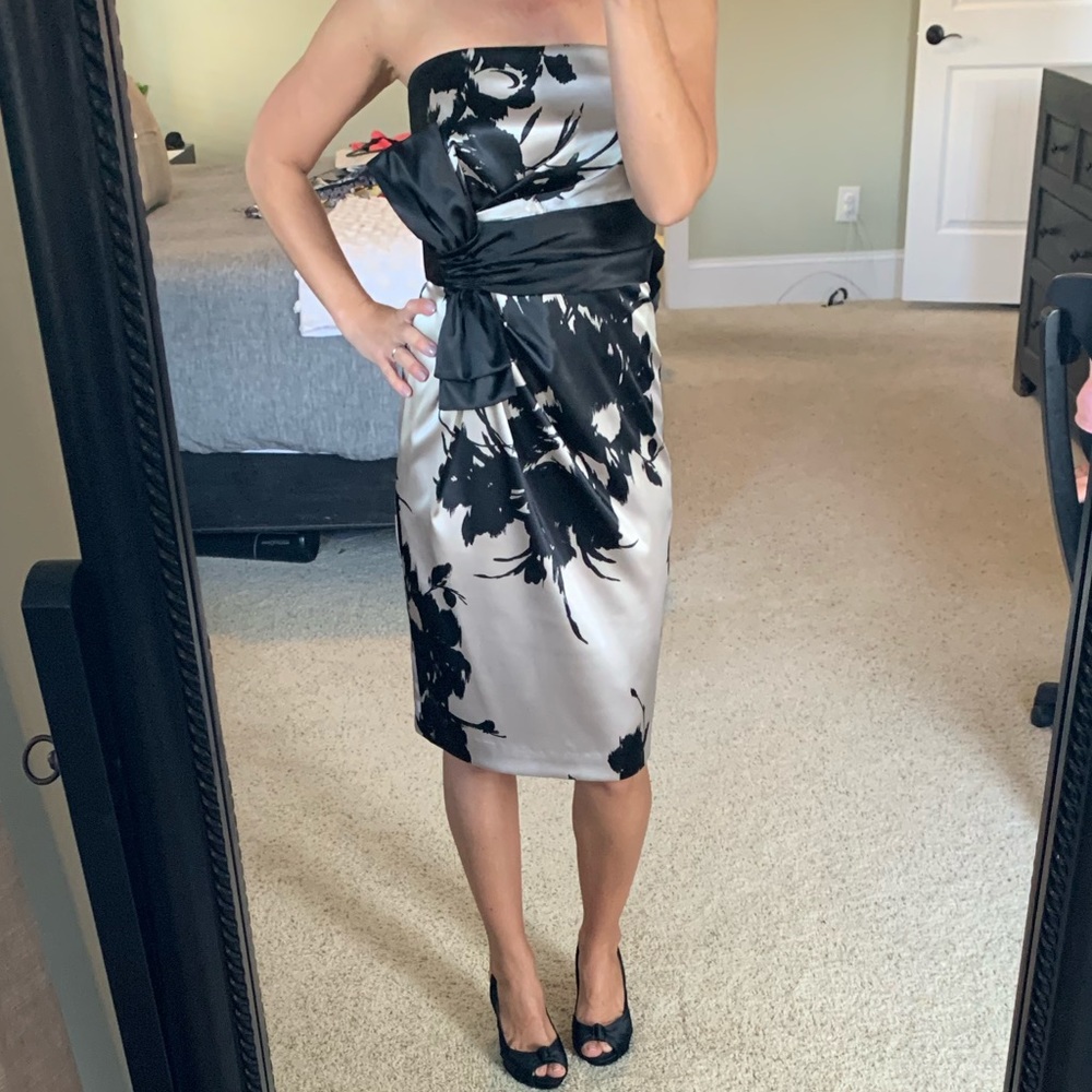 White House/Black Market cocktail dress